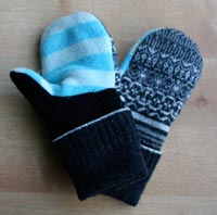 felt mittens